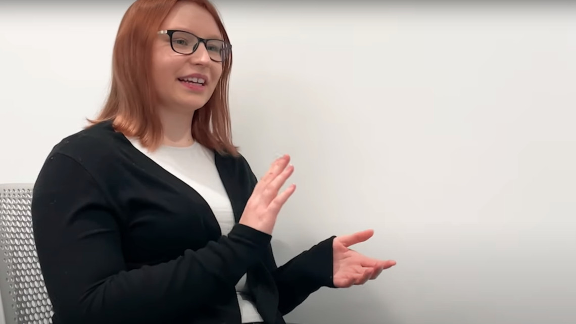 Sarah erzählt über ihr Trainee-Programm im Bereich System Engineers