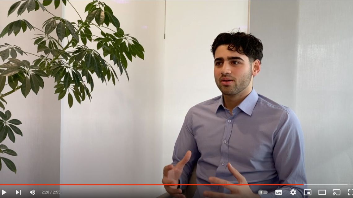 Jonas erzählt uns im Video, wie er als Werkstudent bei Computacenter gestartet ist.